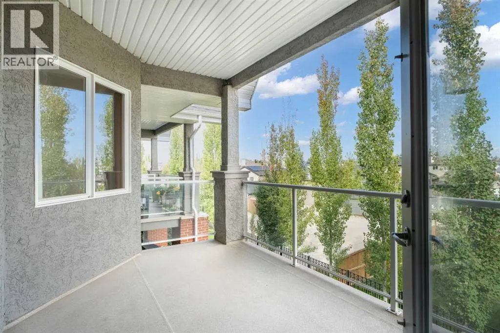 207, 15 Everstone Drive SW