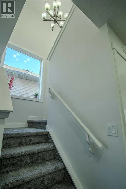 23 Saddlebrook Gardens NE