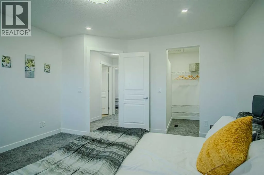 23 Saddlebrook Gardens NE
