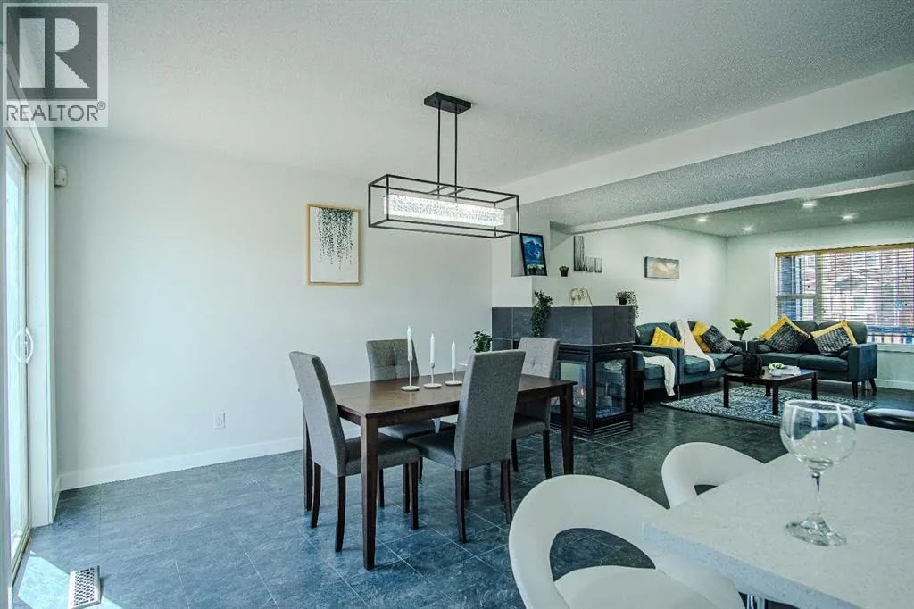 23 Saddlebrook Gardens NE