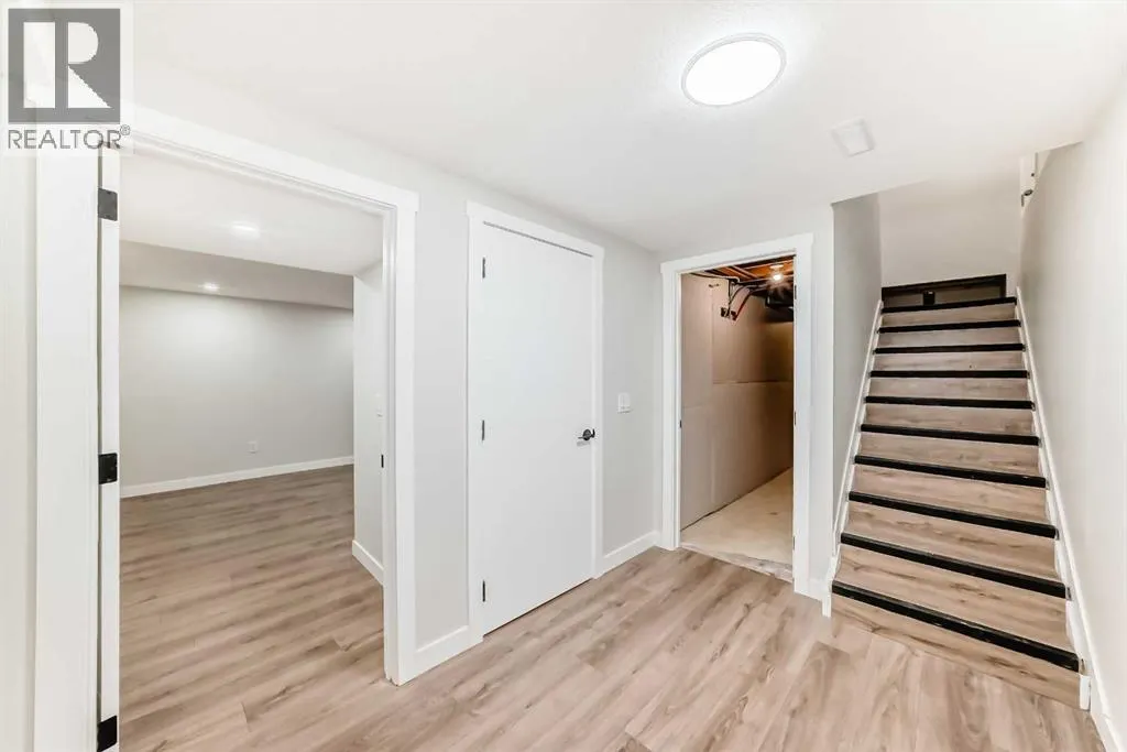 708 Maryvale Way NE