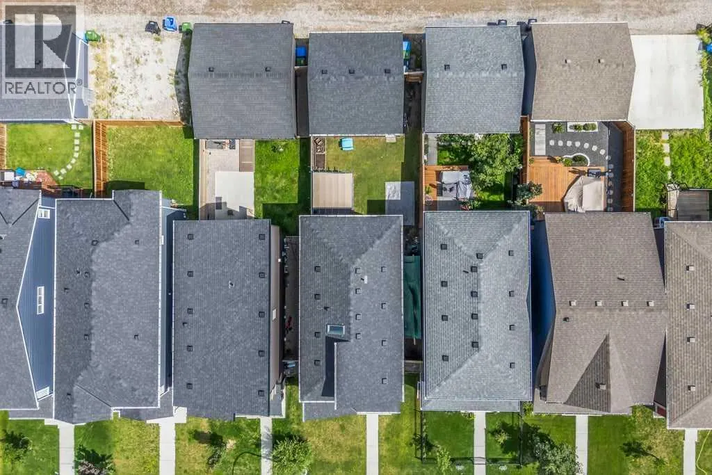 42 Wolf Creek Manor SE