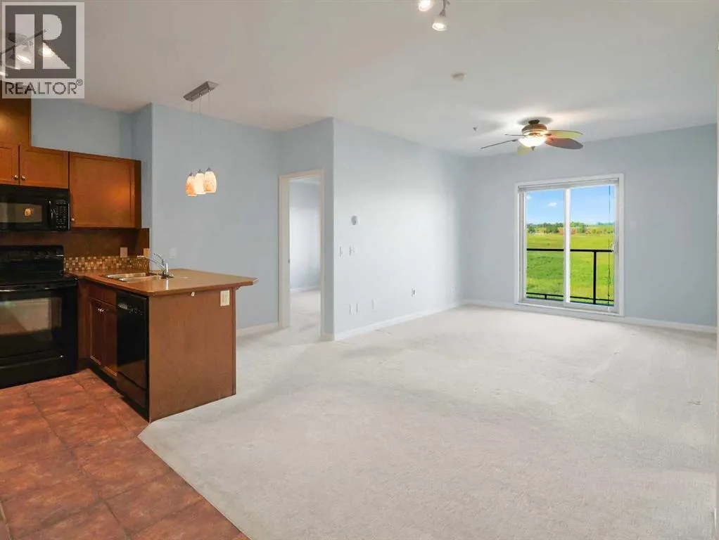 4306, 92 Crystal Shores Road