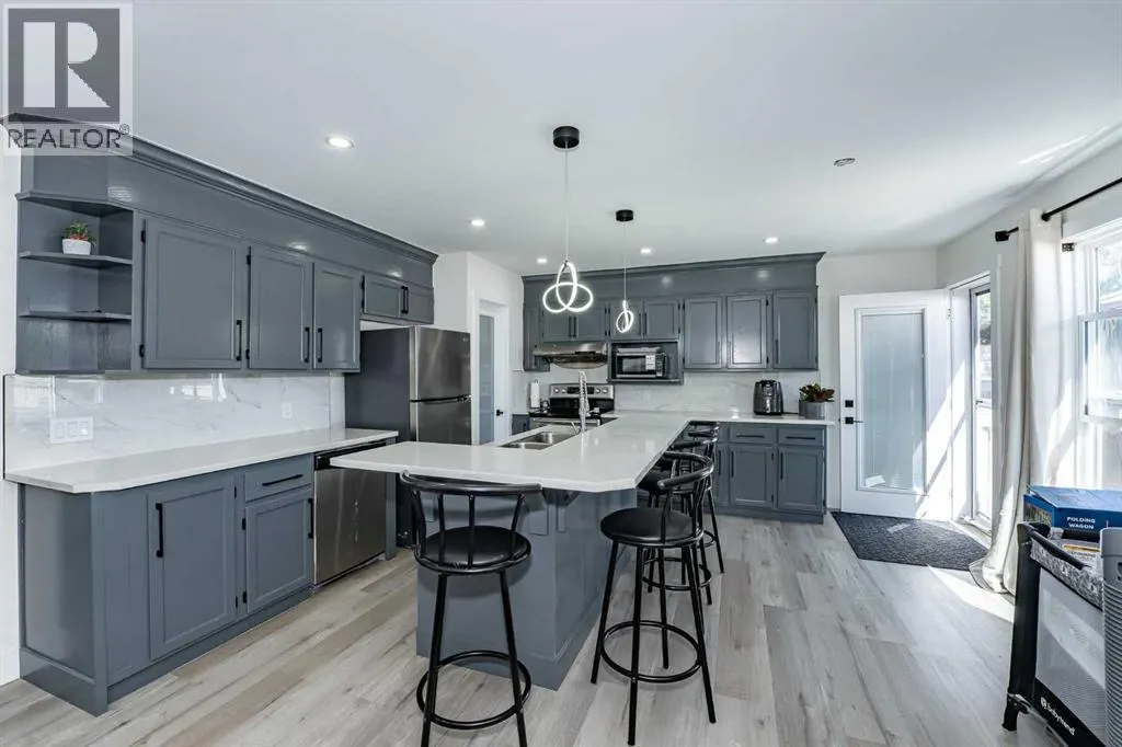77 Del Ray Road NE