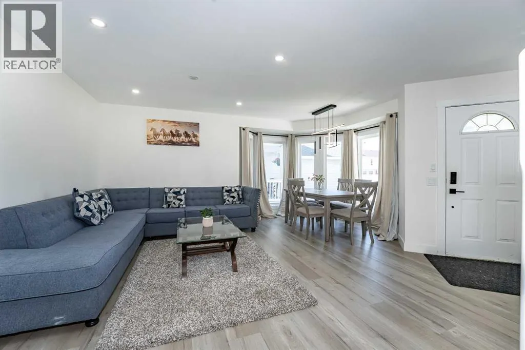 77 Del Ray Road NE