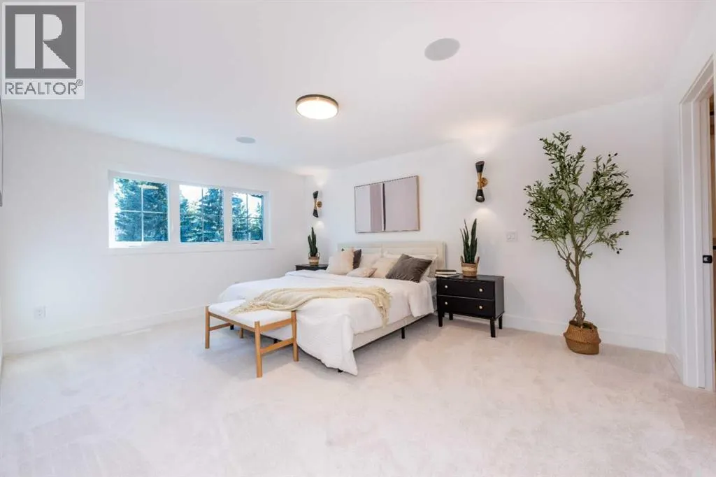 216 Pump Hill Crescent SW