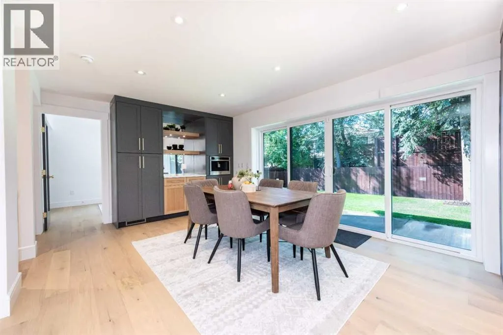 216 Pump Hill Crescent SW