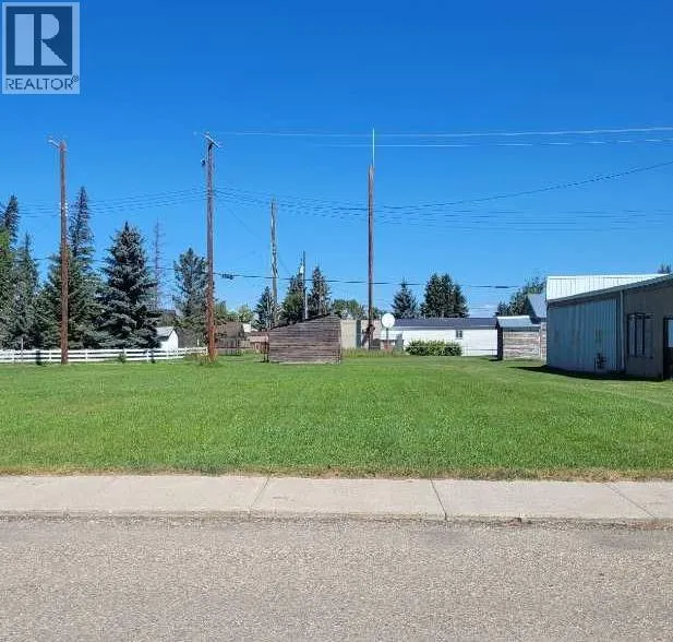 7 Railway Avenue W