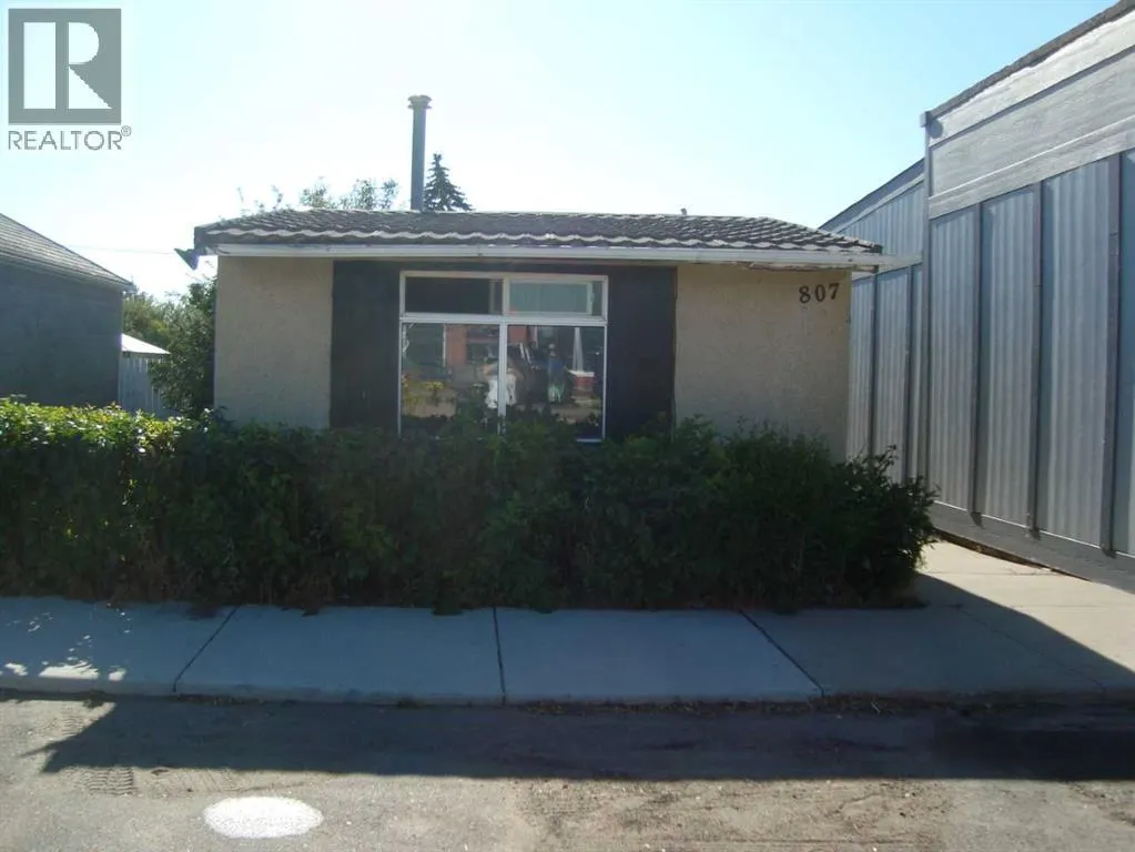 807 Broadway Street