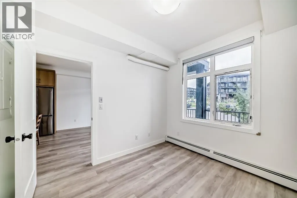113, 10 Sage Hill Walk NW