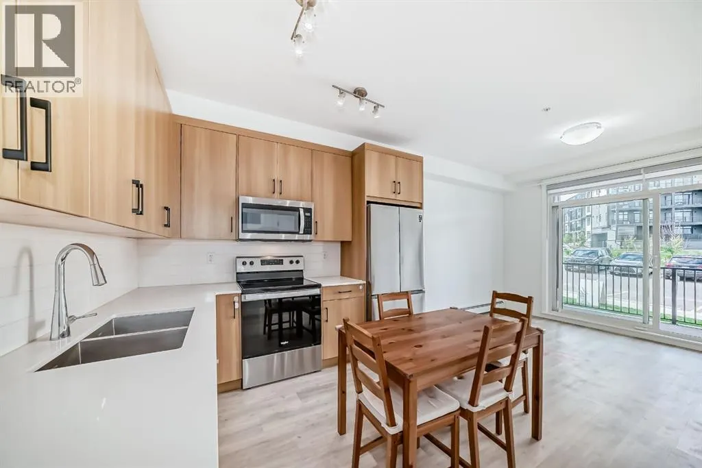113, 10 Sage Hill Walk NW
