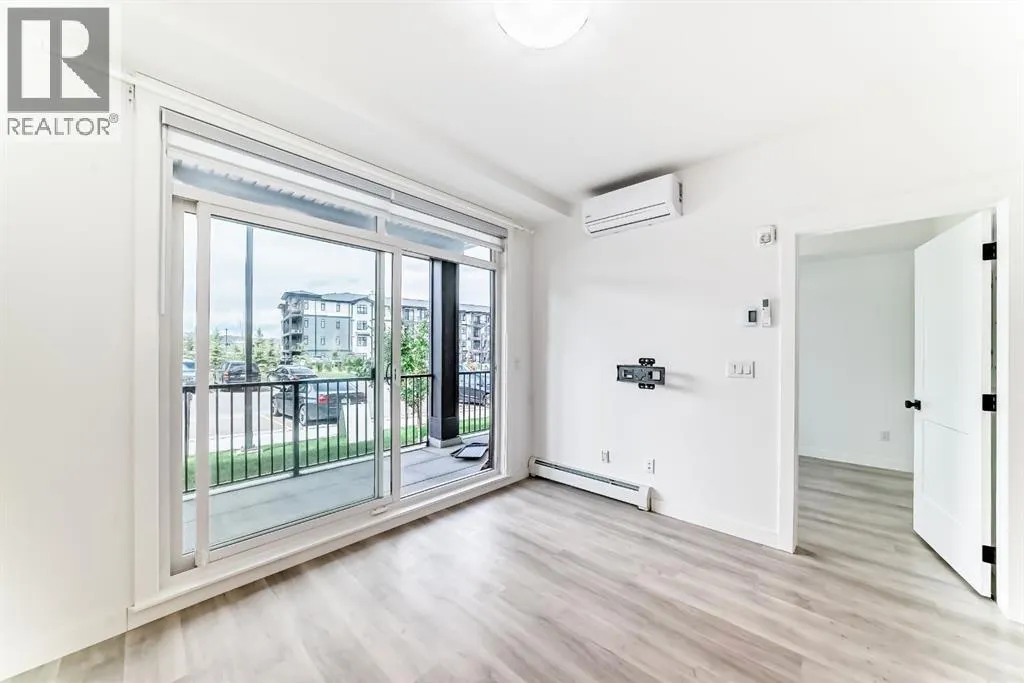 113, 10 Sage Hill Walk NW