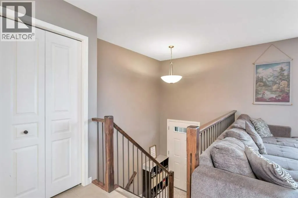 109 Redwood Boulevard