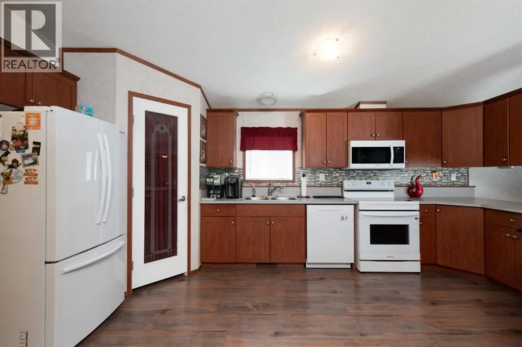 144 Grey Owl Place
