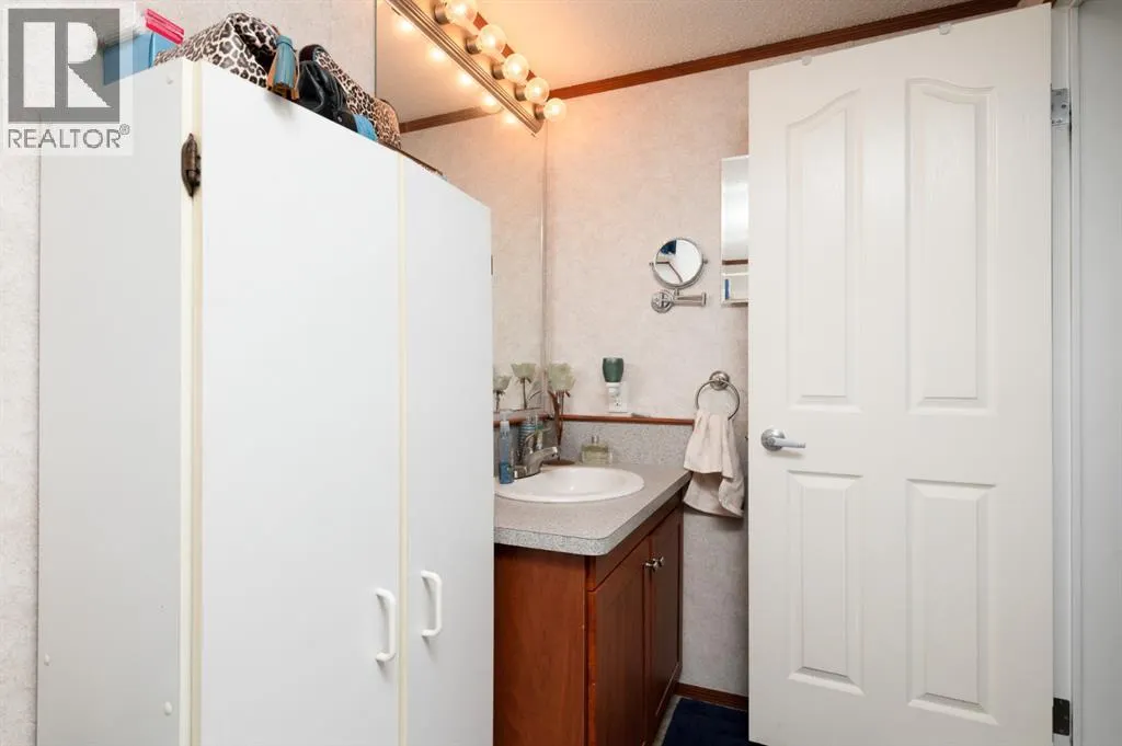 144 Grey Owl Place