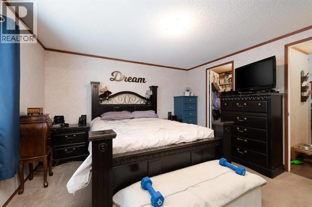 144 Grey Owl Place