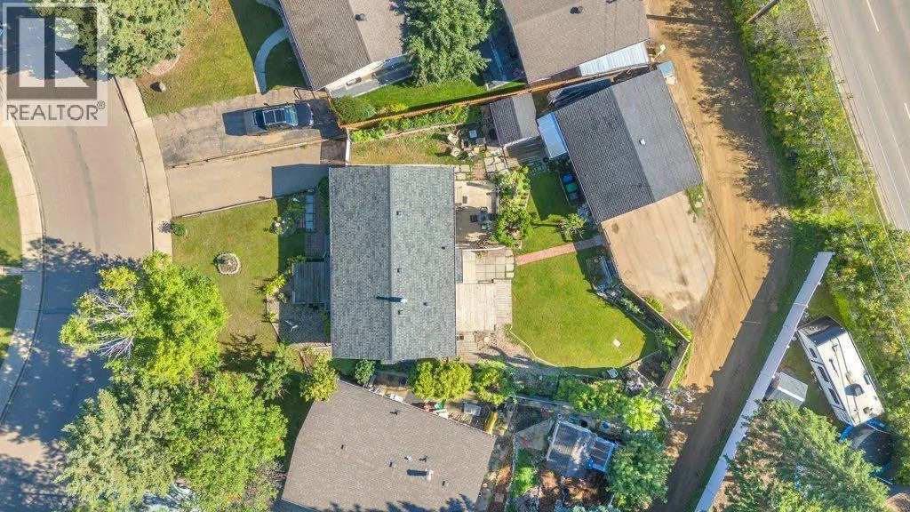 54 Sherwood Crescent