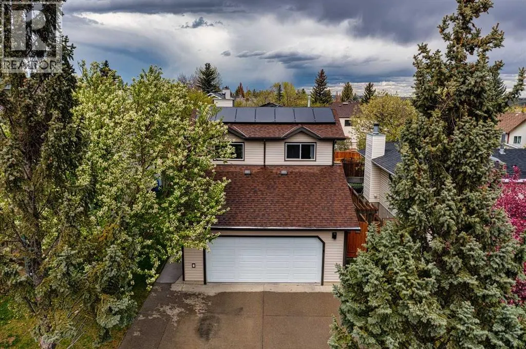 103 Macewan Park Road NW