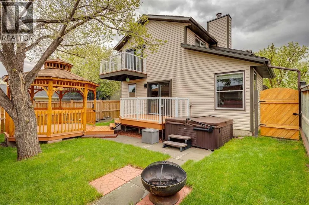 103 Macewan Park Road NW