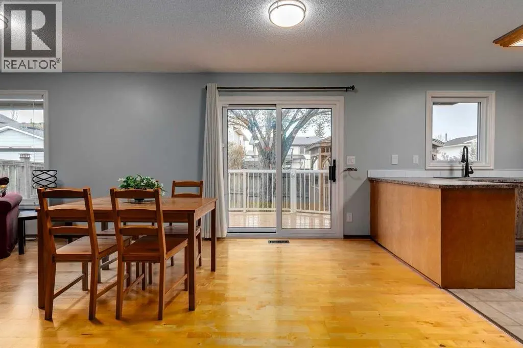 103 Macewan Park Road NW