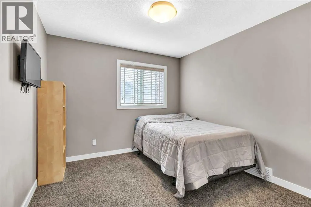 74 Nolanfield Court NW