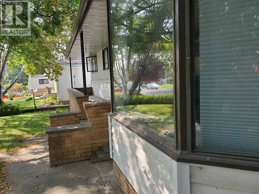 439 Arlington Drive SE