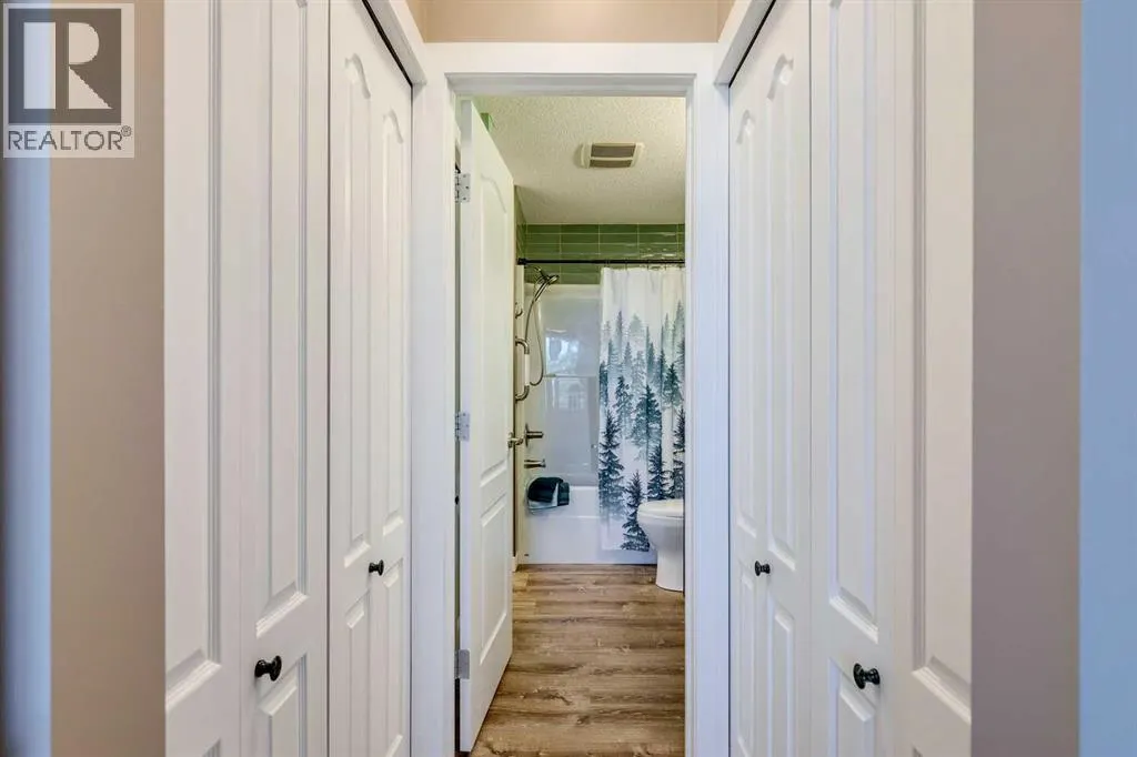 405, 1 Crystal Green Lane