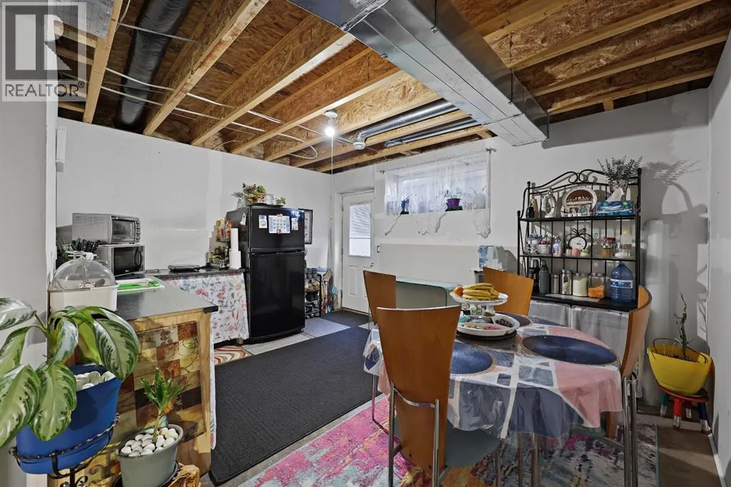 21 Willow Lane