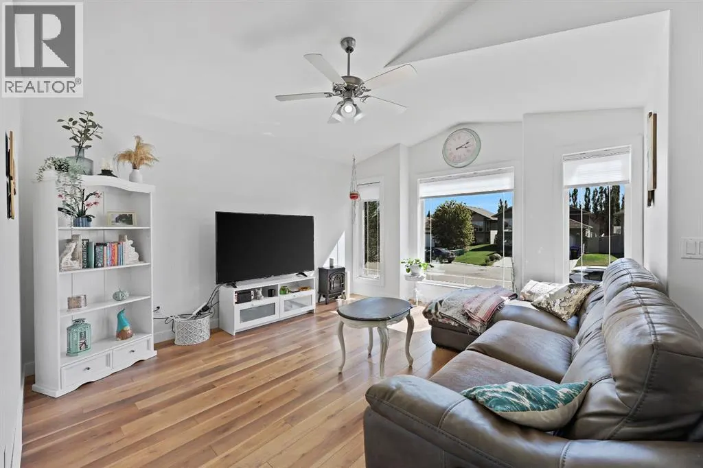 21 Willow Lane