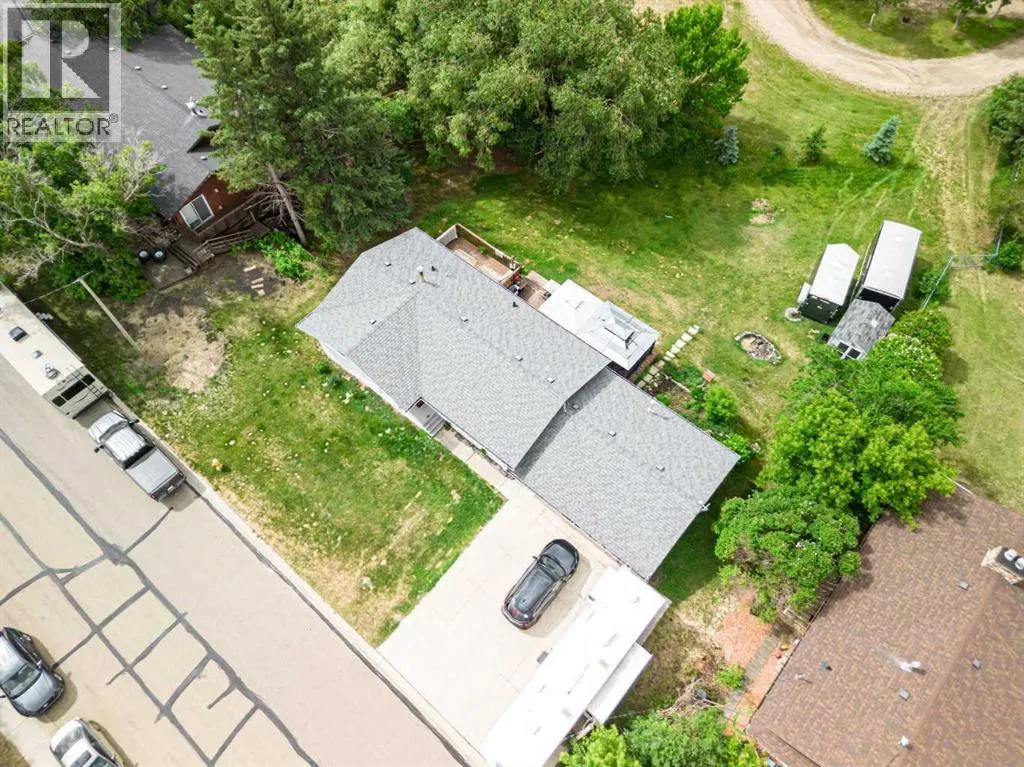 4812 Lake Street