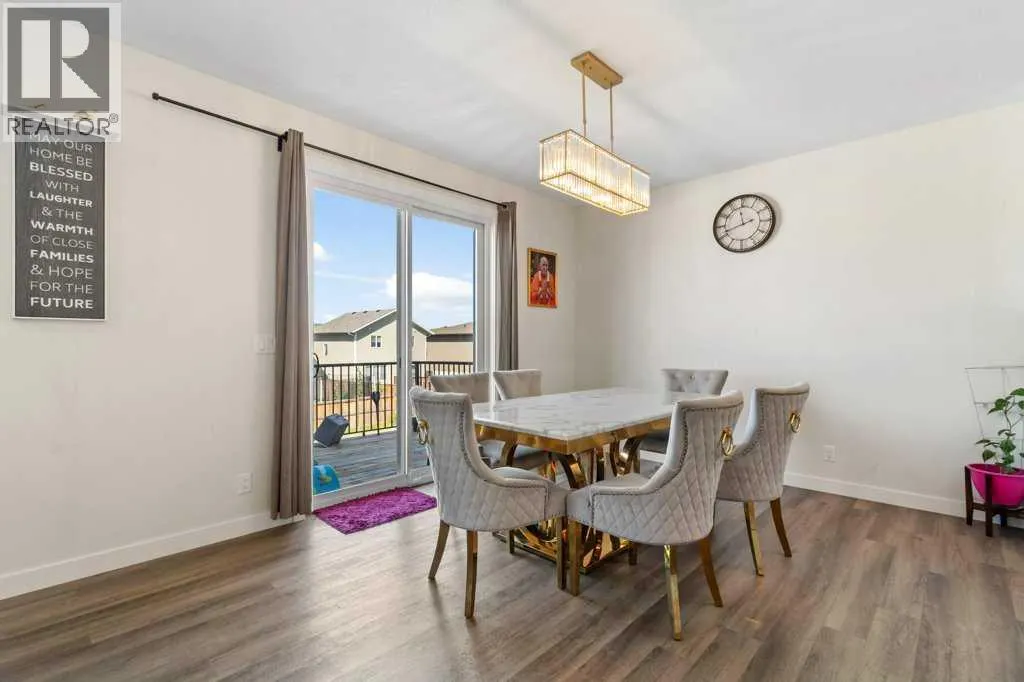 30 Thayer Close