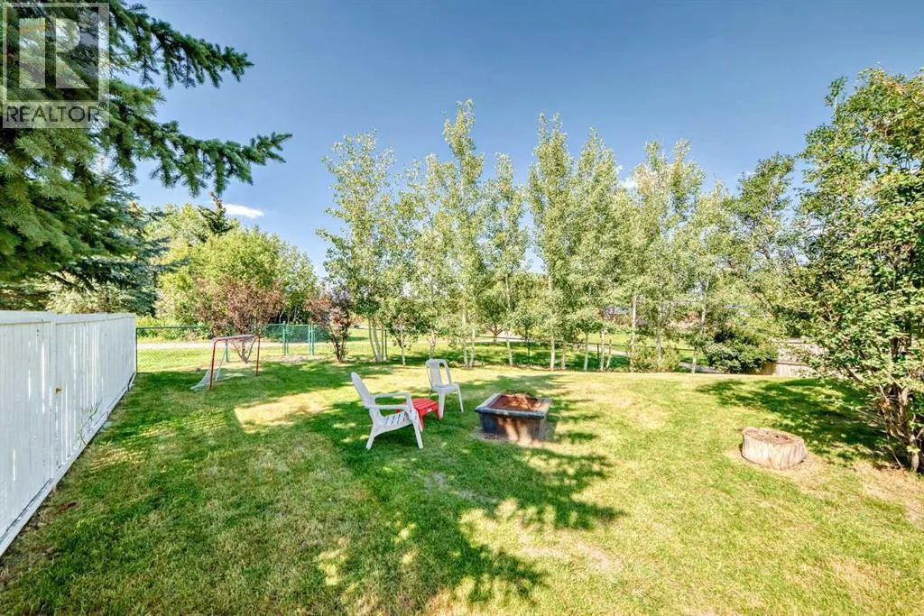22 Harvest Rose Place NE