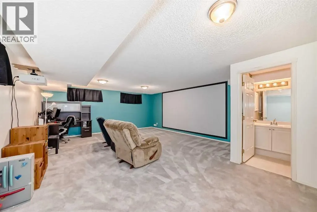 22 Harvest Rose Place NE