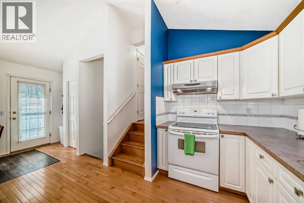 22 Harvest Rose Place NE