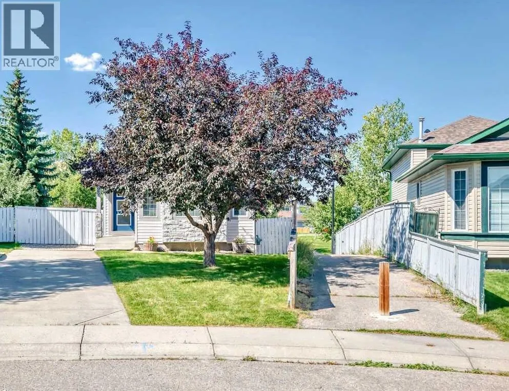 22 Harvest Rose Place NE
