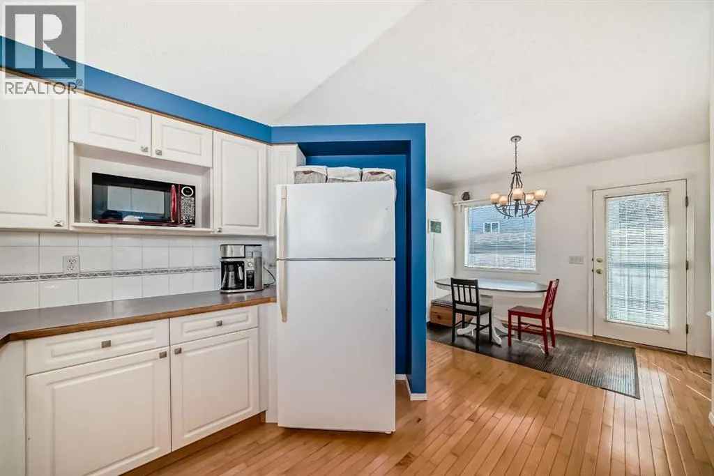 22 Harvest Rose Place NE