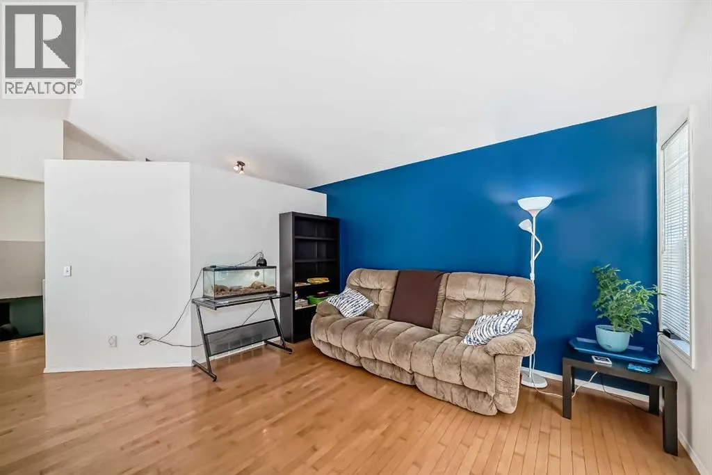 22 Harvest Rose Place NE
