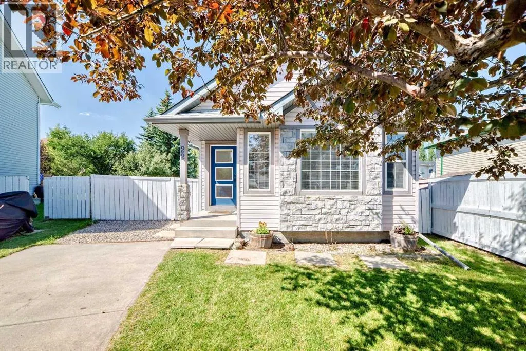 22 Harvest Rose Place NE