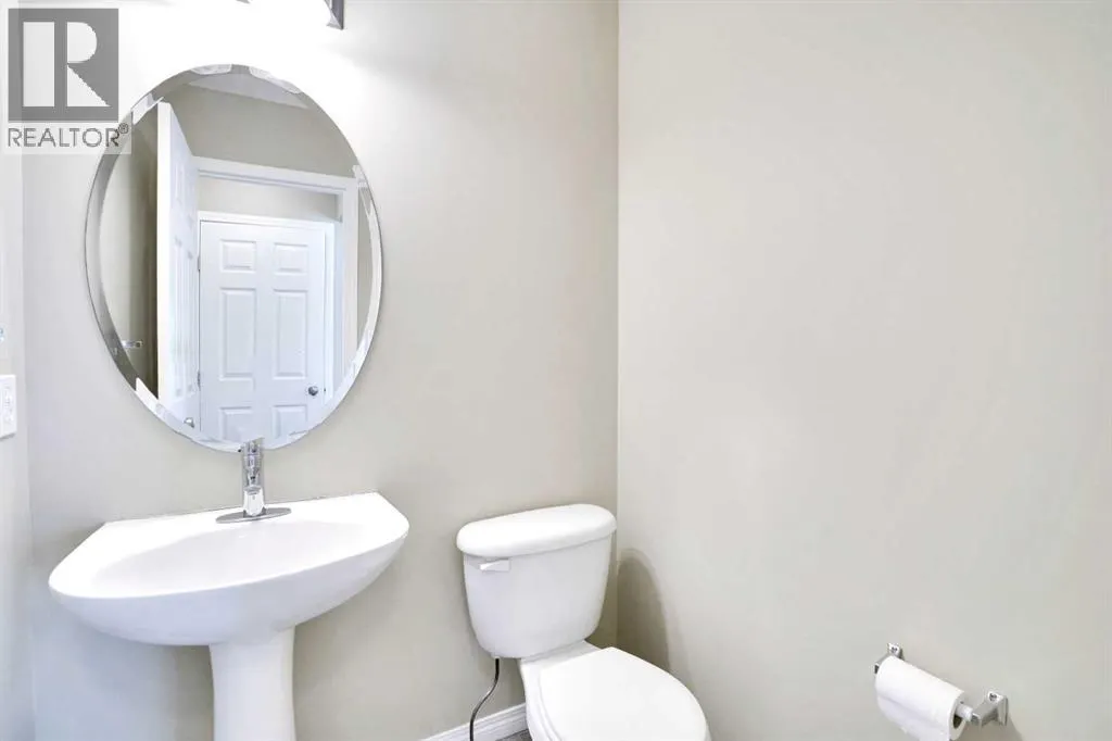3174 New Brighton Gardens SE