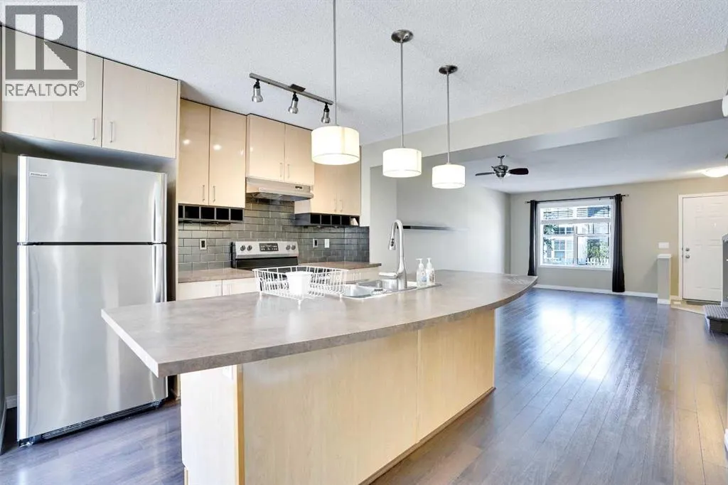 3174 New Brighton Gardens SE