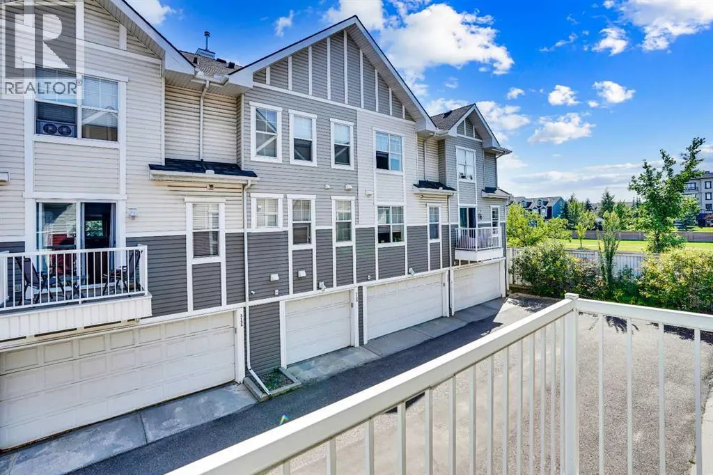 3174 New Brighton Gardens SE