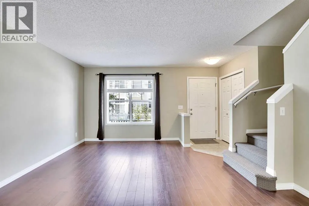3174 New Brighton Gardens SE