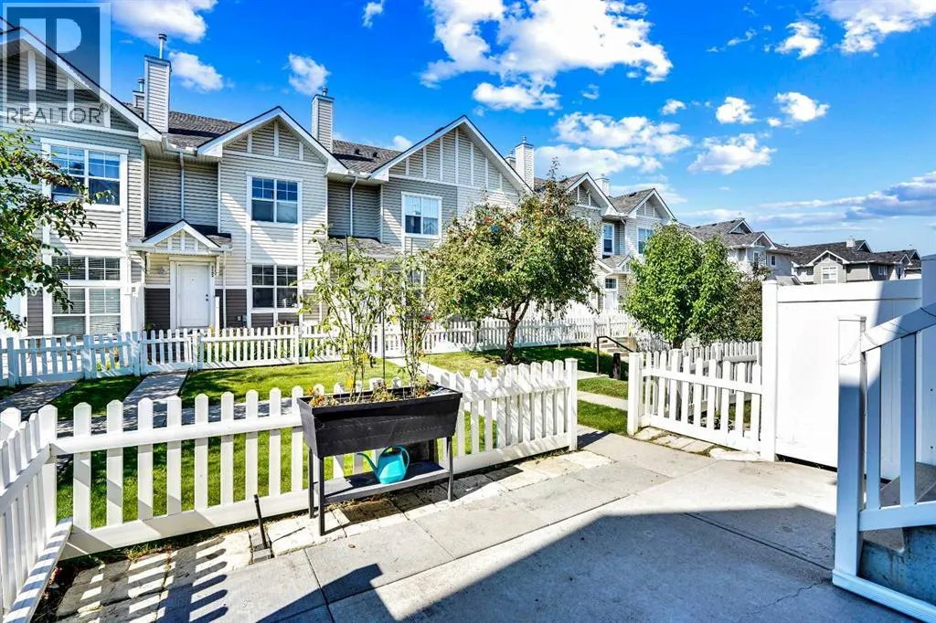 3174 New Brighton Gardens SE
