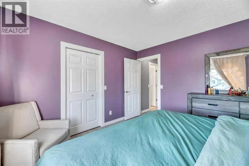 237 Willowbrook Close NW