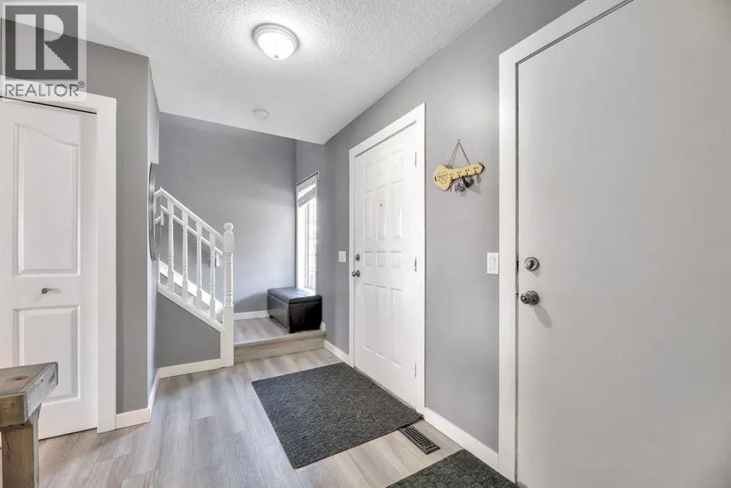 237 Willowbrook Close NW
