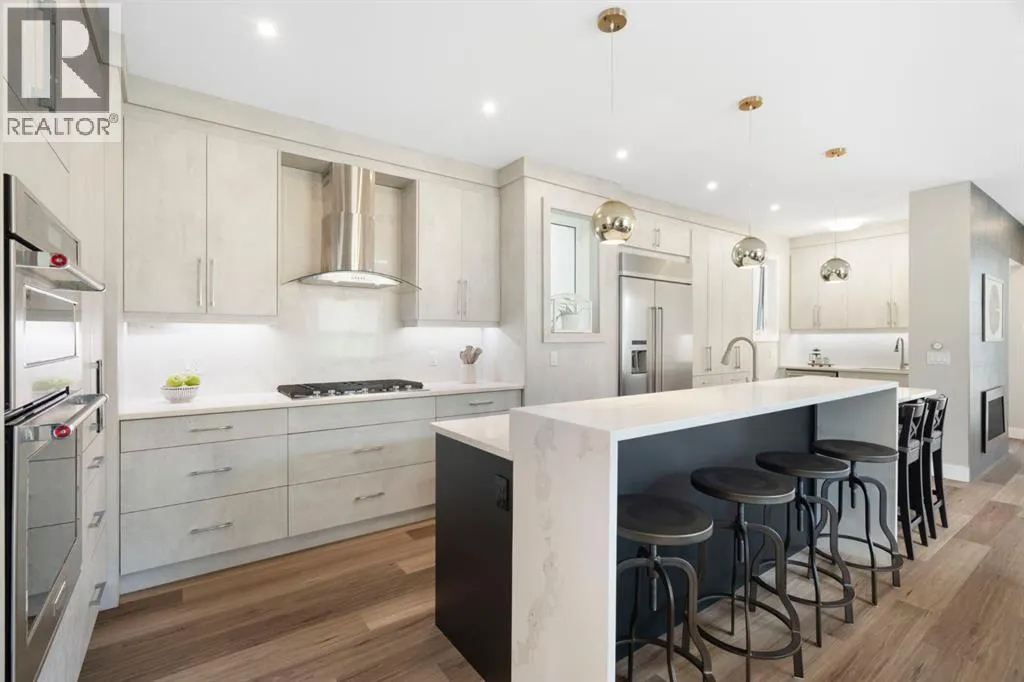100 Cambrian Drive NW