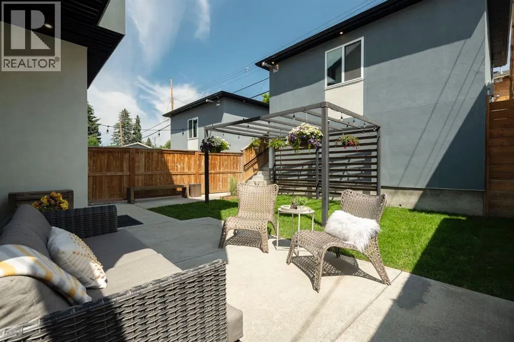 100 Cambrian Drive NW