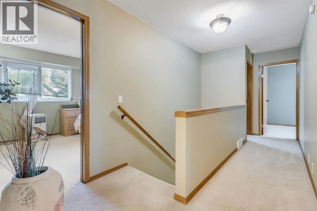 212 Mckerrell Way SE