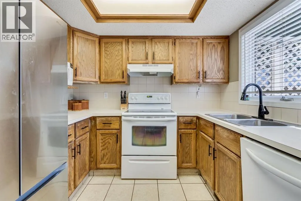 212 Mckerrell Way SE