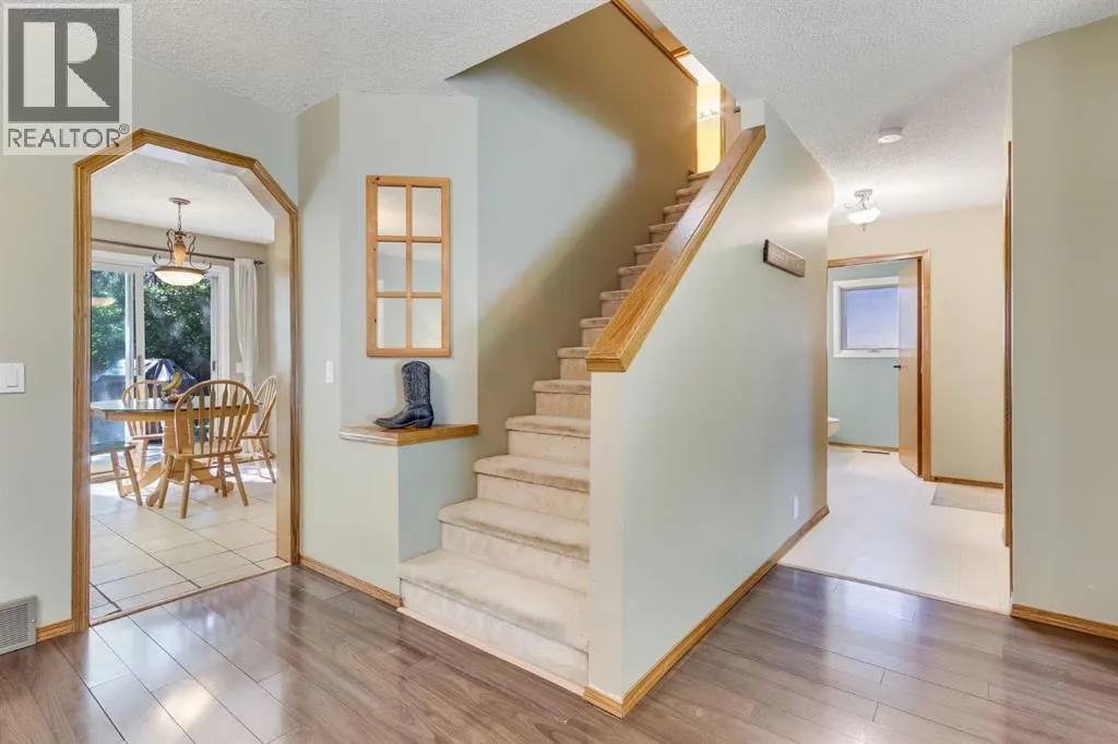 212 Mckerrell Way SE